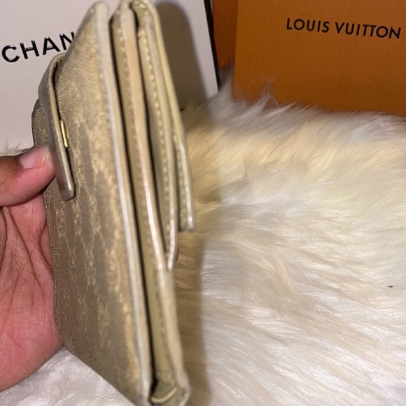 ❤️Authentic ❤️ Gucci compact wallets - Picture 13 of 15